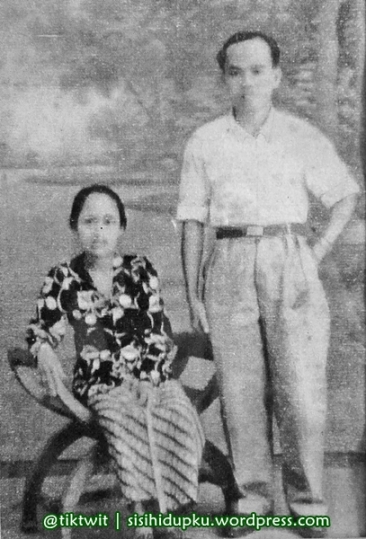 Kakek dan Nenek, 1952.